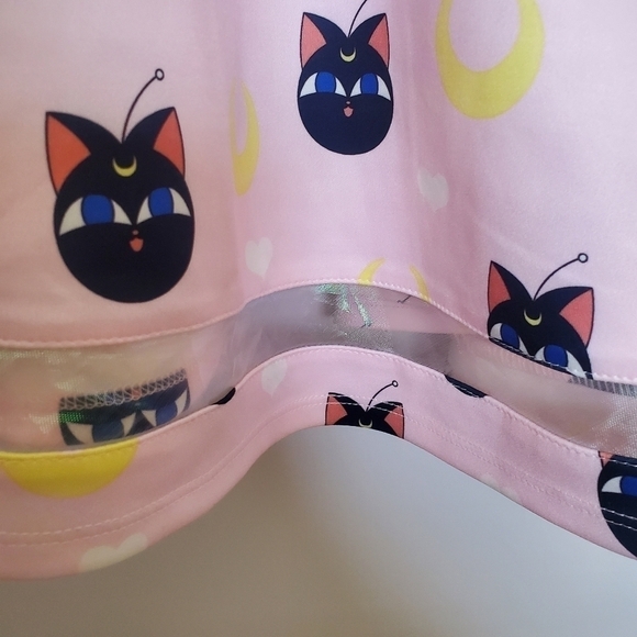 HOT TOPIC SAILOR MOON LUNA & MOONS PINK SUSPENDERS SKIRT IRIDESCENT WOMENS  (XL) - Picture 11 of 15